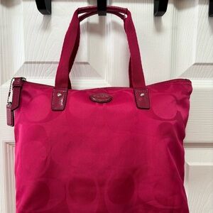 COACH Small Getaway Signature Nylon Tote with Leather Trim in Magenta in VGUC